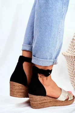 Hot Maciejka Zamszowe Sandały Na Koturnie 04565-25 Czarne