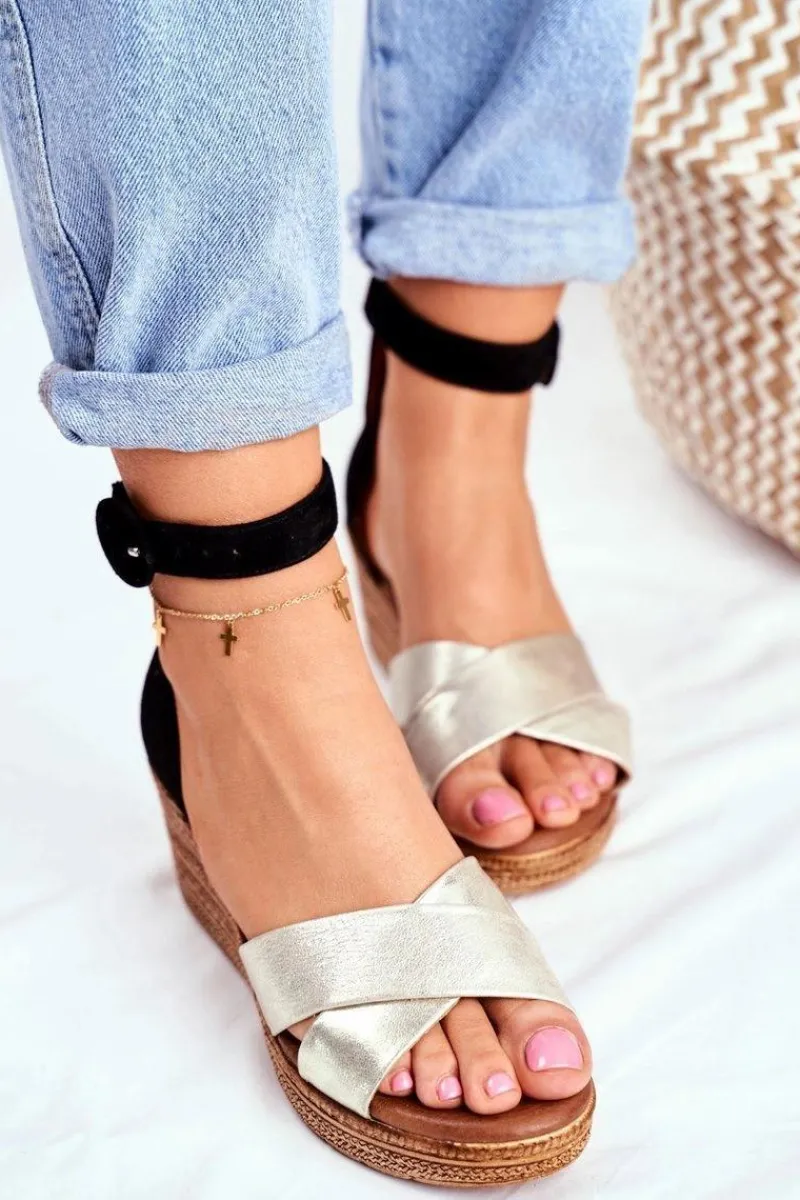 Hot Maciejka Zamszowe Sandały Na Koturnie 04565-25 Czarne