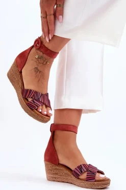 Sale Maciejka Zamszowe Sandały Na Koturnie 04565-44 Czerwone