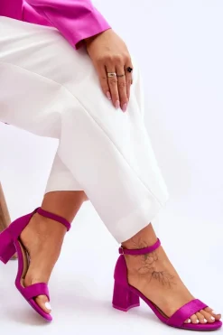 Boto Zamszowe Sandały Na Niskim Obcasie Fioletowe Quincy