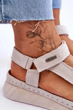 Online Zamszowe Sandały Na Rzep Big Star LL276014 Białe Damskie Sandały Big Star|Sandały Na Koturnie