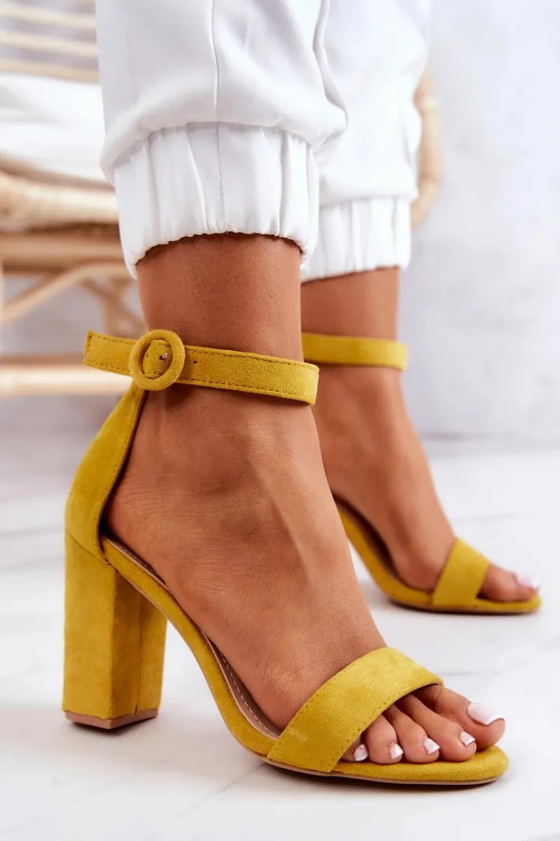 Boto Zamszowe Sandały Na Słupku Żółte Hattie