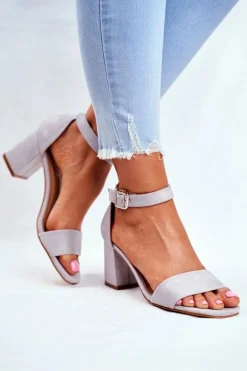 Sandały Na Obcasie></noscript>Buty damskie Vinceza Zamszowe Sandały Na Słupku Vinceza 20-17058 Szare