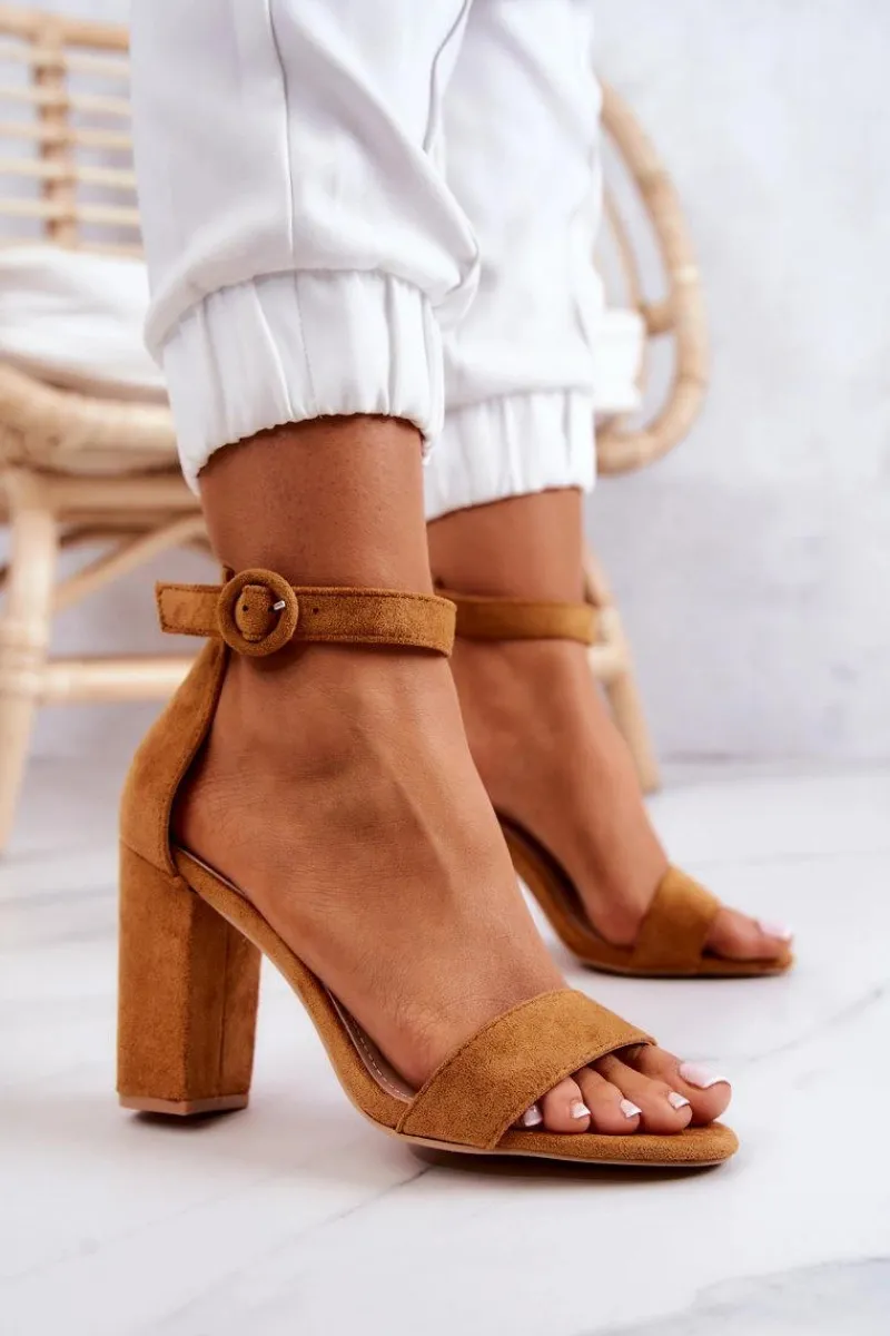 Sandały Na Obcasie>Boto Zamszowe Sandały Na Słupku Camel Hattie