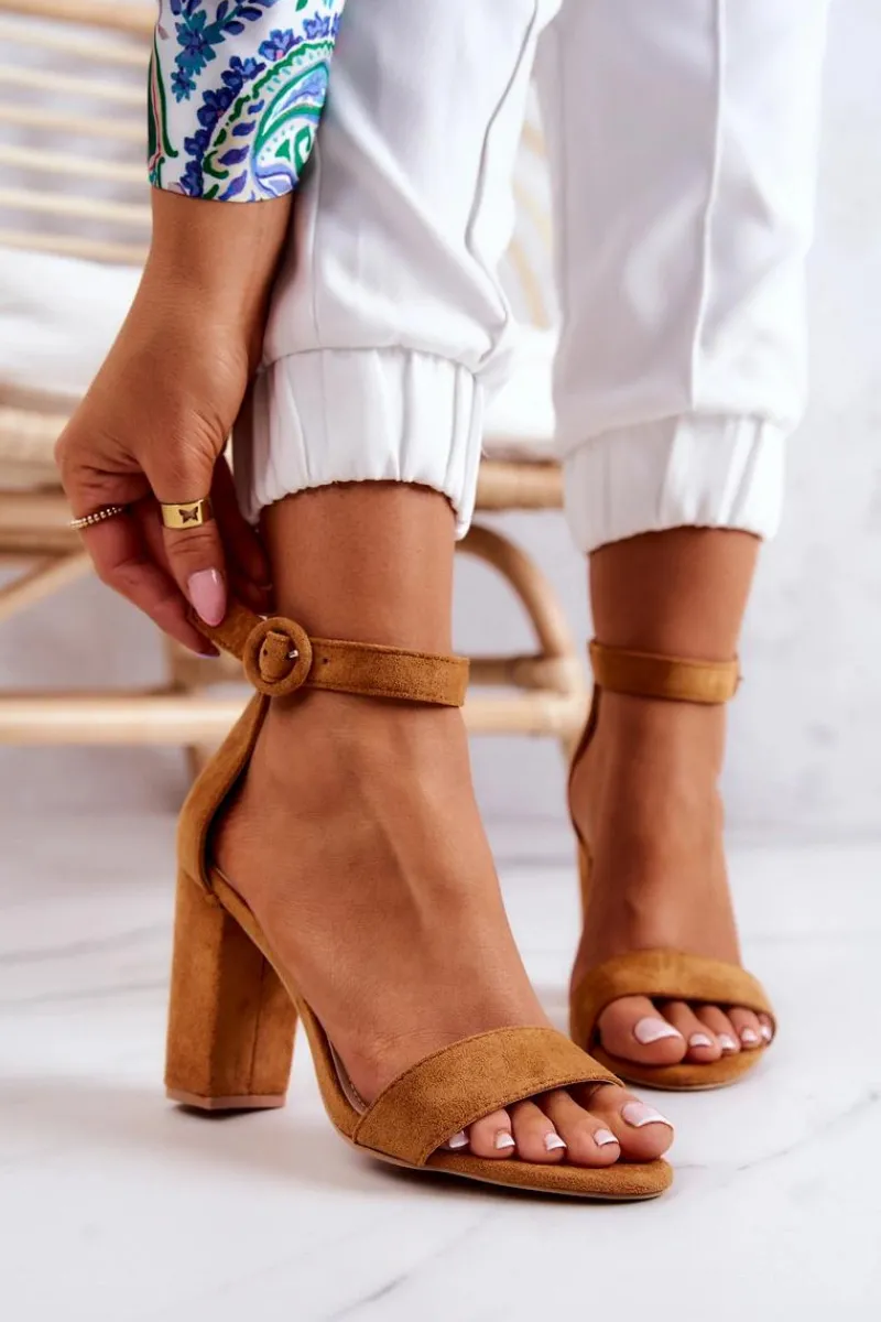 Sandały Na Obcasie>Boto Zamszowe Sandały Na Słupku Camel Hattie