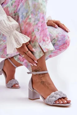 Best Boto Zamszowe Sandały Z Warkoczem Szare Essenza