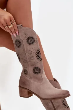 Sale Zamszowe Skórzane Kozaki Damskie Z Ażurowym Wzorem 3852 Cappuccino Damskie Kozaki Ażurowe|Kozaki Przed Kolano