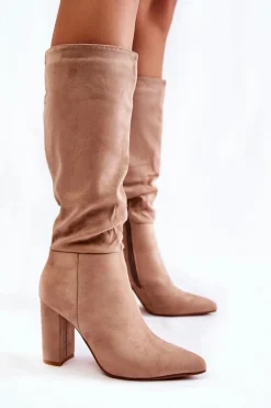 New Boto Zamszowe Wsuwane Kozaki Na Obcasie Beżowe Miriam