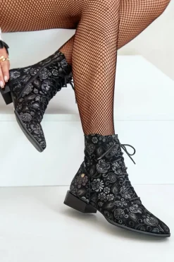 Discount Zamszowe Wzorzyste Botki Na Płaskim Obcasie 06391-01 Czarne Damskie Botki Maciejka|Botki Skórzane