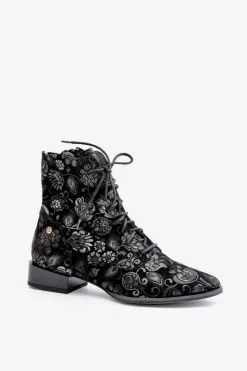Discount Zamszowe Wzorzyste Botki Na Płaskim Obcasie 06391-01 Czarne Damskie Botki Maciejka|Botki Skórzane