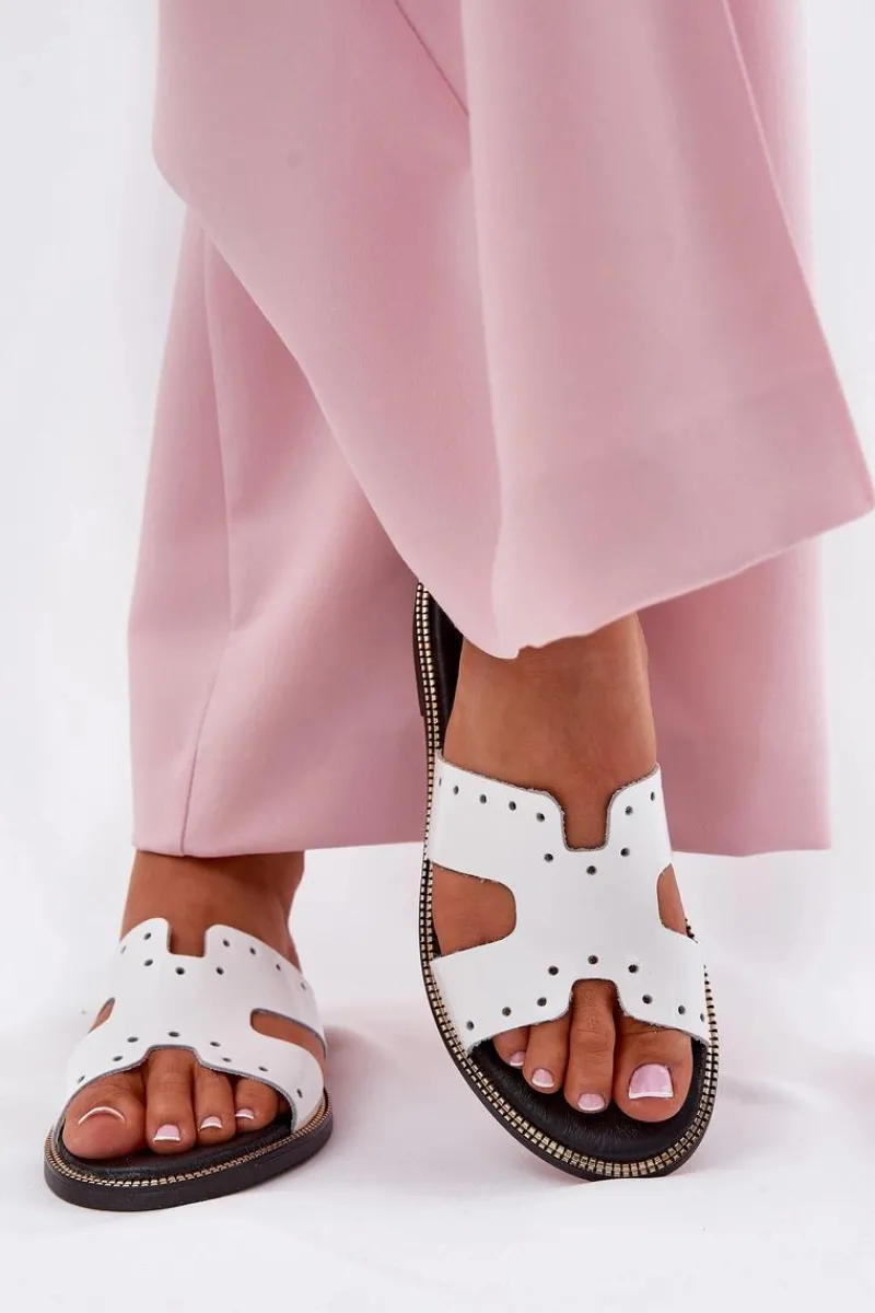 Klapki Damskie Klasyczne>Zazoo 40326 Lakierowane Damskie Klapki Z Ozdobnymi Wycięciami Białe Biały