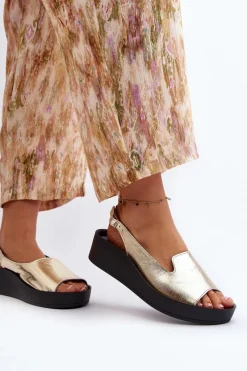 2893 Sandały Damskie Skórzane na Grubej Podeszwie Złote Damskie Sandały Płaskie