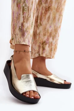 2893 Sandały Damskie Skórzane na Grubej Podeszwie Złote Damskie Sandały Płaskie