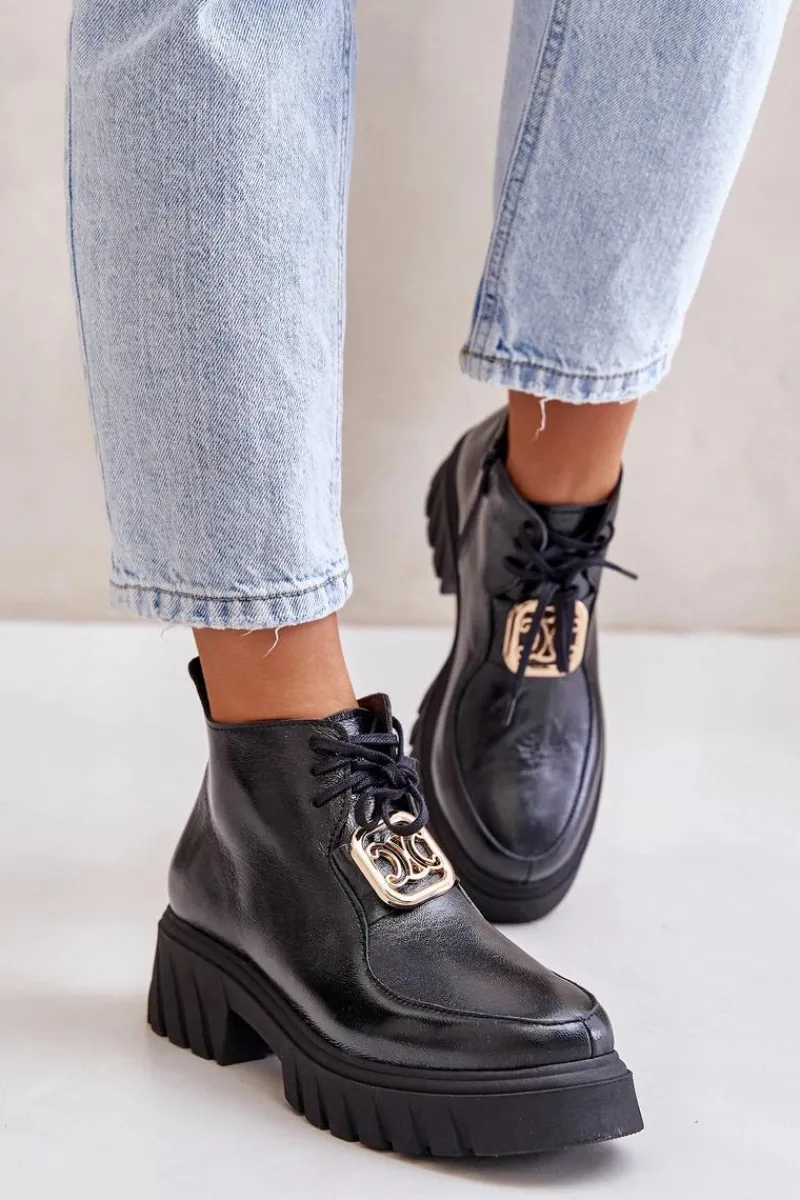 Hot Zazoo 2952 Skórzane Botki Ze Złotą Ozdobą Czarne Czarny