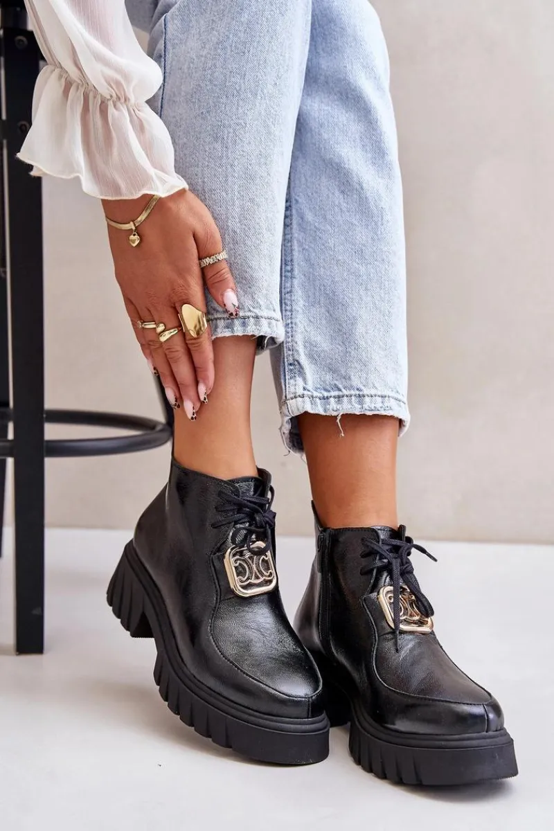 Hot Zazoo 2952 Skórzane Botki Ze Złotą Ozdobą Czarne Czarny