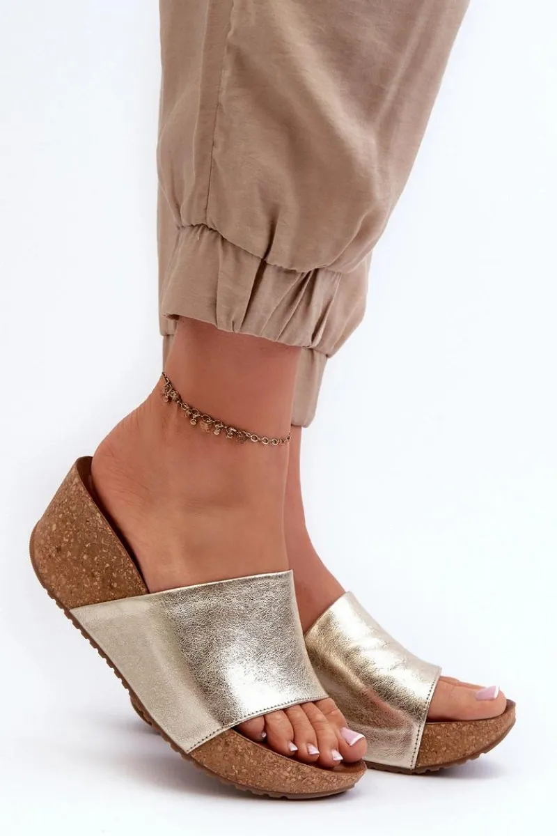 Discount Zazoo 40289 Skórzane Klapki Damskie Na Korkowym Koturnie Złote