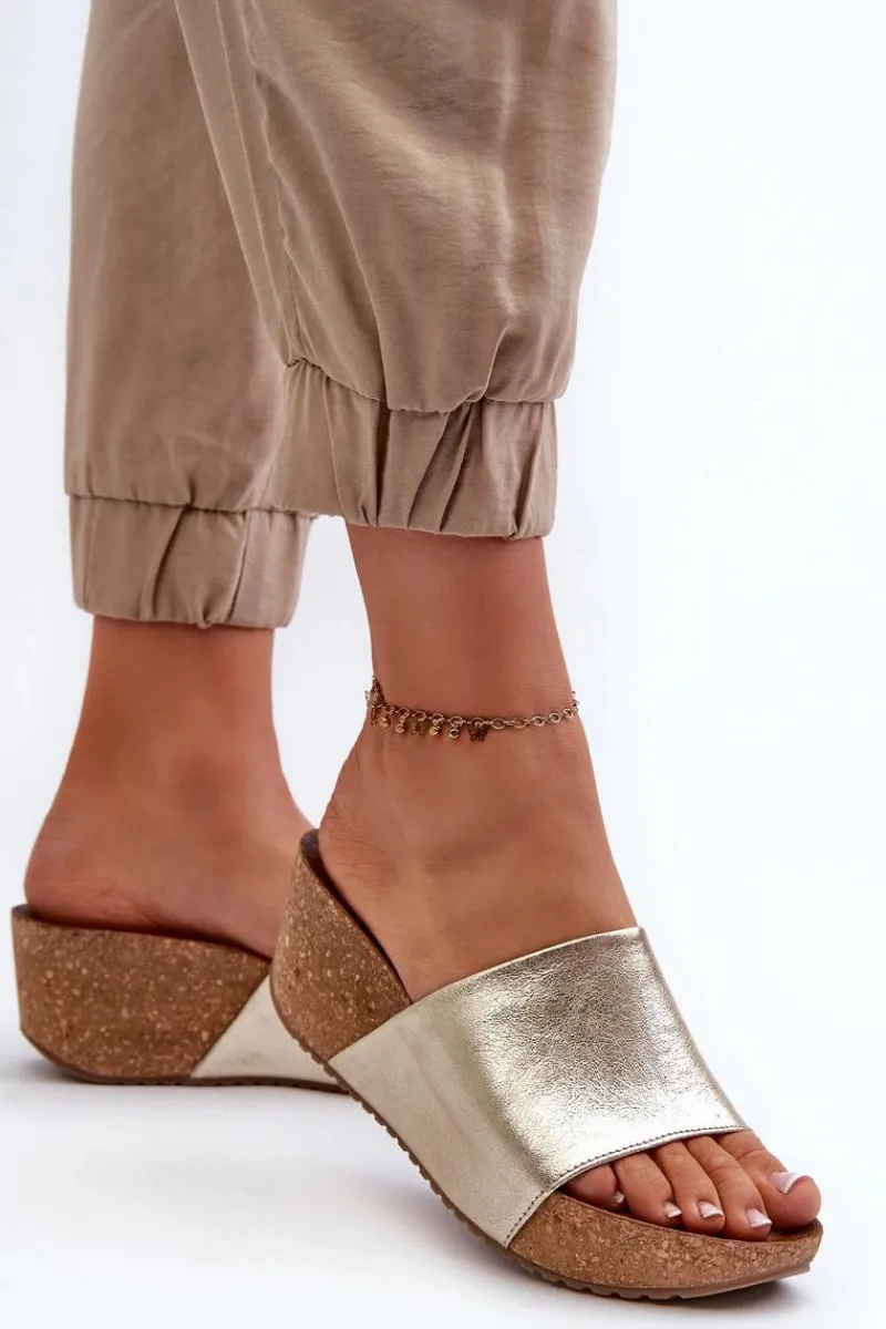 Discount Zazoo 40289 Skórzane Klapki Damskie Na Korkowym Koturnie Złote