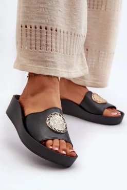 Clearance 2920 Skórzane Klapki Damskie Na Koturnie Ze Złotym Detalem Czarne Damskie Klapki Na Koturnie|Klapki Na Platformie