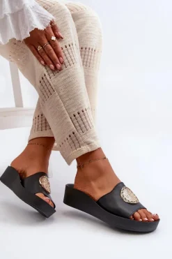 Clearance 2920 Skórzane Klapki Damskie Na Koturnie Ze Złotym Detalem Czarne Damskie Klapki Na Koturnie|Klapki Na Platformie