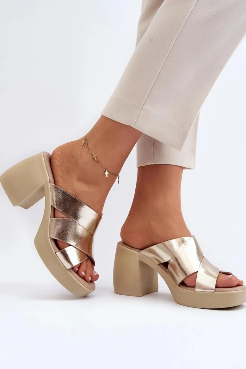 Klapki Na Obcasie|Klapki Damskie Klasyczne>Zazoo 40373 Skórzane Klapki Na Klocku Złote Złoty