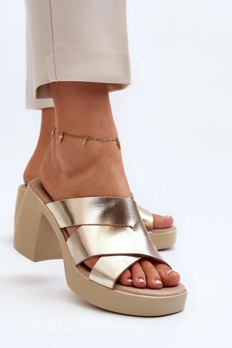 Klapki Na Obcasie|Klapki Damskie Klasyczne>Zazoo 40373 Skórzane Klapki Na Klocku Złote Złoty