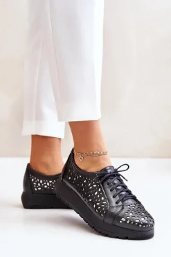 Półbuty Skórzane></noscript>Zazoo 2973 Skórzane Półbuty Na Platformie Z Ażurowym Wzorem Czarne Czarny