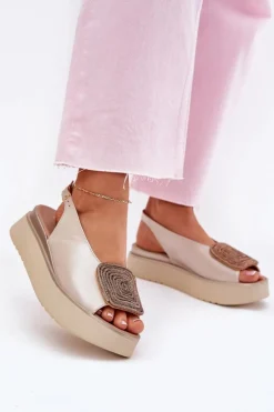 Sandały Płaskie>Zazoo 1786 Skórzane Sandały Damskie Na Platformie Z Ozdobą Perłowy Beż
