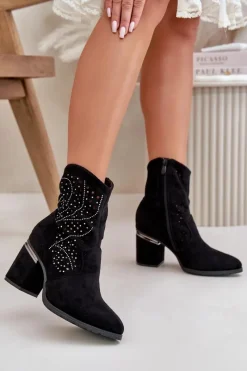 Hot Damskie buty S.Barski Zdobione Ażurowe Botki Damskie Na Słupku Z Eko Zamszu Czarne S.Barski HY42-029 Czarny