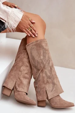 Kozaki Na Słupku|Kozaki Z Wywiniętą Cholewką><noscript><img width=