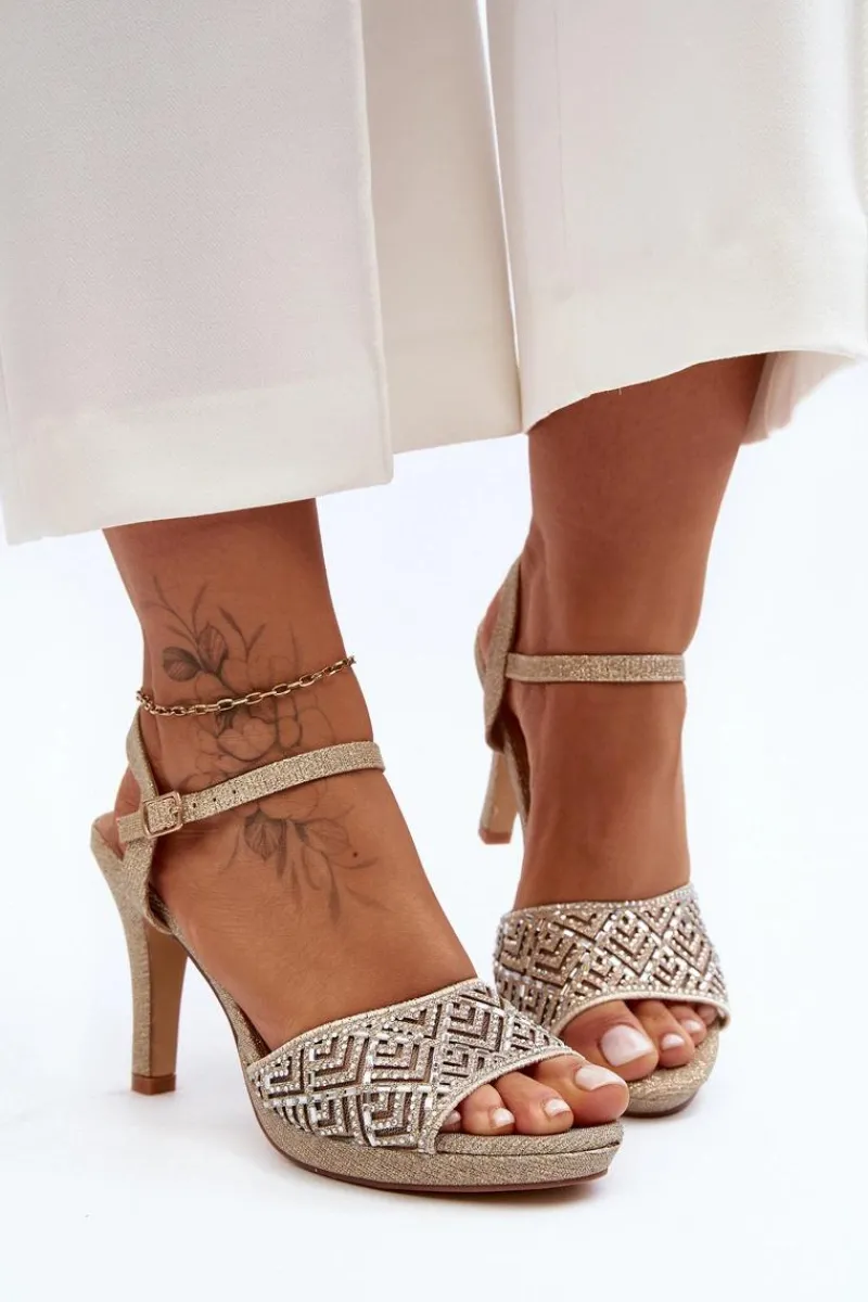 New D&A Zdobione Sandały Na Obcasie MR1038-44 Złote Złoty