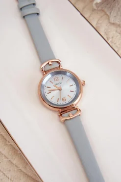 Zegarek Damski Na Cienkim Pasku Z Eko Skóry Niebieski E62027LR Zegarki